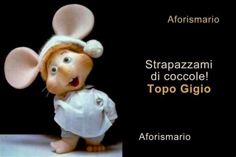 Il cane si addormentò in una posa divertente. Aforismario®: Coccole - Aforismi, frasi e battute divertenti