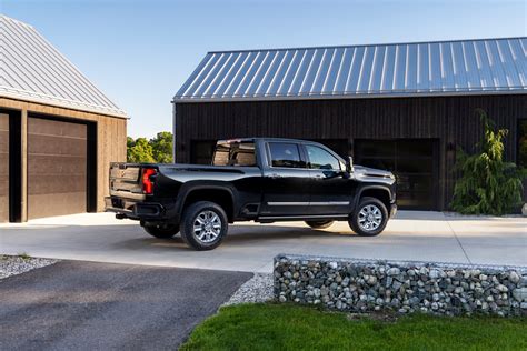 2024 Chevrolet Silverado Hd Debuts With Updated Looks Classier