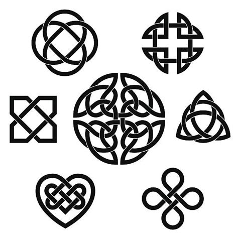 370 Celtic Heart Knot Symbol Of Love Stock Illustrations Royalty Free