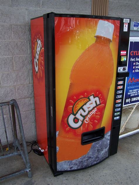 Orange Crush Vending Machine An Orange Crush Bottle Vendin Flickr