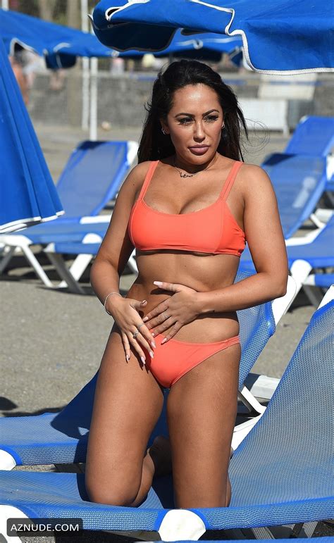 Sophie Kasaei Sexy On The Beach In Mykonos Aznude