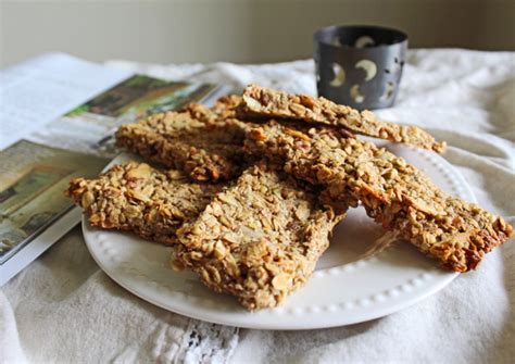 This is a comprehensive look at how to make granola bars of every type. Vegan Snack Recipes: Low-Sugar Granola Bars | Peaceful ...