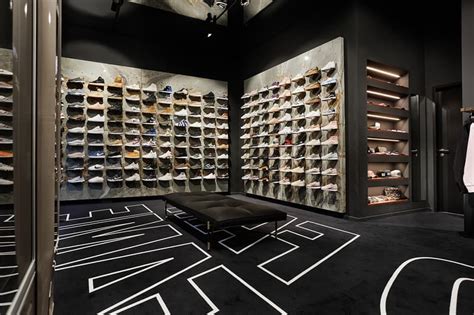 Rückzug Knochen Auflage Hamburg Sneaker Shop Inkompetenz Residenz Reisebüro