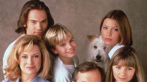 The Cast Of 7th Heaven Reunited See The Pic Mtv