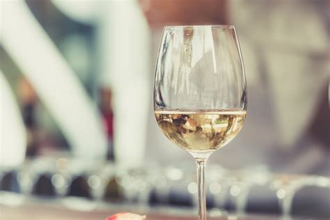 The 5 Best Sweet White Wine Brands Drinkstack