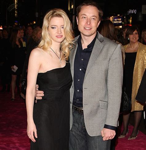 Elon musk, ceo de tesla y fundador de spacex, participó este sábado como conductor en saturday night live (snl) y abrió su monólogo burlándose de su estilo monótono de hablar. The Billionaire Wives Club - Page 9 of 56 - Sportingz