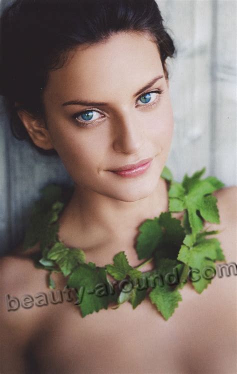 Top 17 Beautiful Hungarian Women Photo Gallery