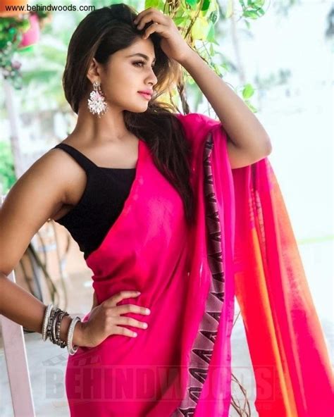 Shivani Narayanan Aka Shivani Photos Stills And Images