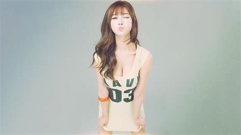 Wallpaper Choi Seul Gi Korean Women Big Boobs Asian Wink Model Cleavage 1920x1080