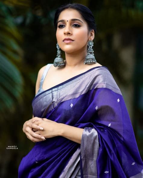 Rashmi Gautham Mesmerises In Blue Color Silk Saree Glam Actress
