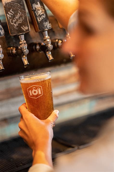 101 beer kitchen is a seasonal food & craft beer destination. 101 Beer Kitchen