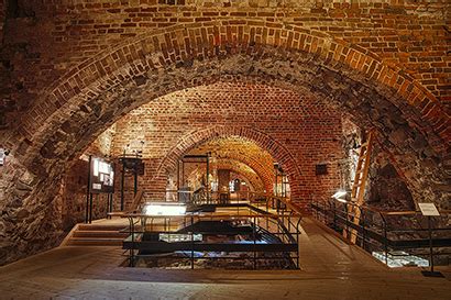 Se flere ideer om slott, herregård, palass. Museum Tre Kronor - Kungliga slotten