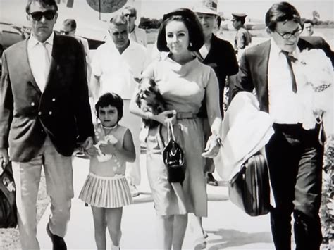 Elizabeth Taylor Richard Burton And Daughter Maria Screenshot By Annoth Uploaded By