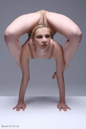 Zlata Blonde Flexible Hot Girl Pics XHamster