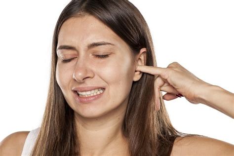 Cómo Eliminar La Cera De Los Oídos Bekia Salud