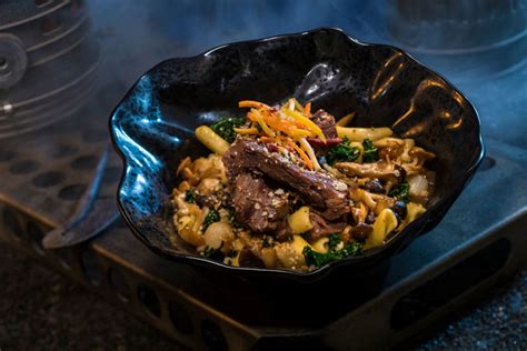 Do you want to start a food blog but you don't even know where to start? Star Wars: Galaxy's Edge Restaurant Spotlight: Docking Bay ...