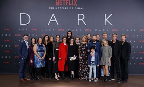 Dark Season 3 Release Date Plot Cast Trailer And All You Need To