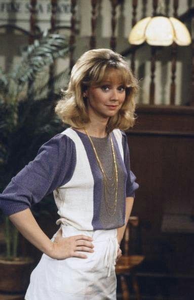 Pin By Maty Cise On Shelley Long Cheers Tv Groovy History Cheers Tv
