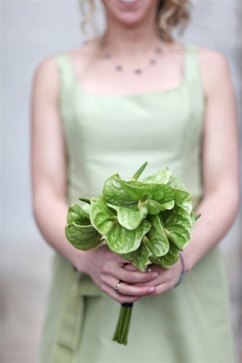 They're typically made with roses and have that wonderful dome shape that's quite common with a traditional wedding bouquet. Picture Of Unique And Non Traditional Wedding Bouquets