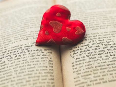 Quotes about how love feels. 23 Feel Good Love Picture Quotes | Famous Quotes | Love Quotes | Inspirational Quotes ...