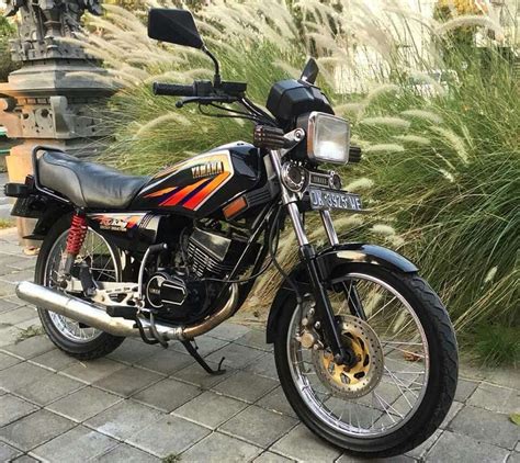 Rx king 2006 surat lengkap pajak hidup mesin alus tenaga ok,yang minat hubungin langsungtlp 085378446664, untuk detail tentang motor simak videonya sampai. Rx King 2006 Akhir : Rx King 1992 Akhir Orisinil By Ade ...