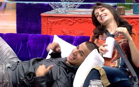 Watch this video in which she talks about her much hyped. Bigg Boss 9: Here's what Nora Fatehi didn't like about ...
