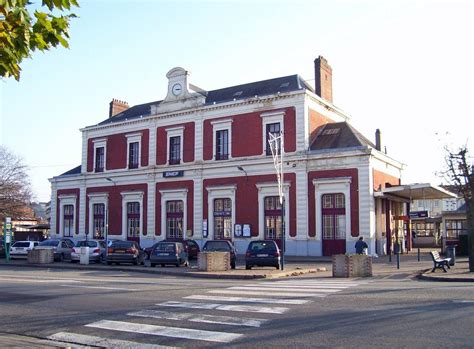 Gare De Bernay Train Station Bonjourlafrance Helpful Planning