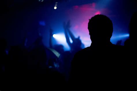 Hd Wallpaper Night Club Silhouette Party Club Music Night Crowd