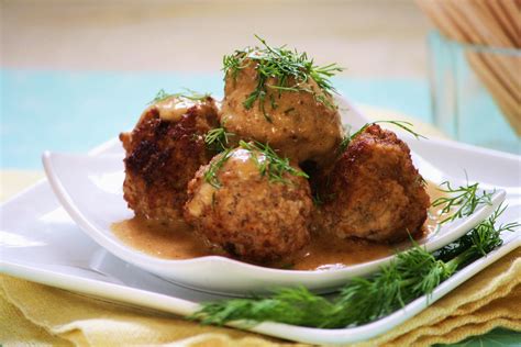 And as the swedish food scene grows, a new style of cooking is developing. What's Cooking in your World?: Day 173! Sweden - Svenska ...