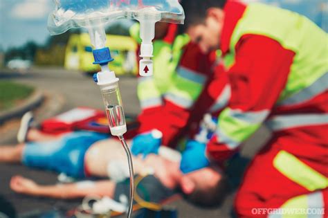 The Basics Of Iv Fluids For Emergency Scenarios Everest News