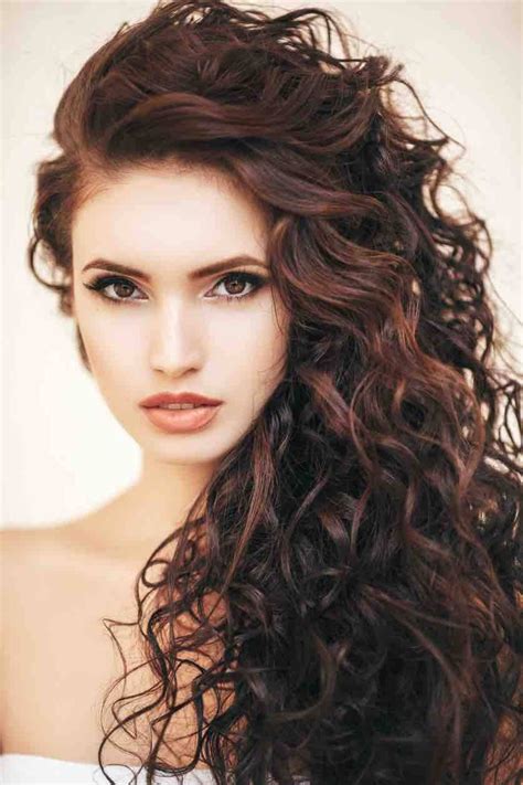 18 Types Of Curly Hairstyles For Long Hair Pics Knittinginheels