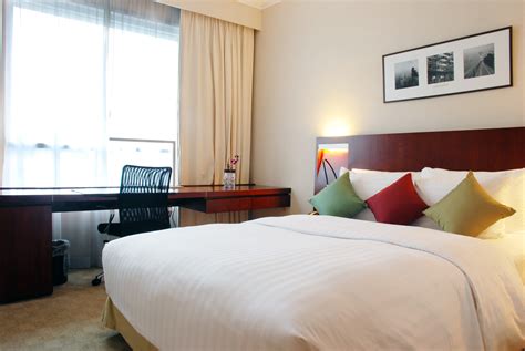 file executive premier room novotel century hong kong hotel wikimedia commons