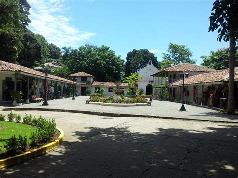 Mas perguntas, porque 75 anos? "MI PUEBLITO". Panamá, 15 de agosto de 2012. | Sidewalk ...