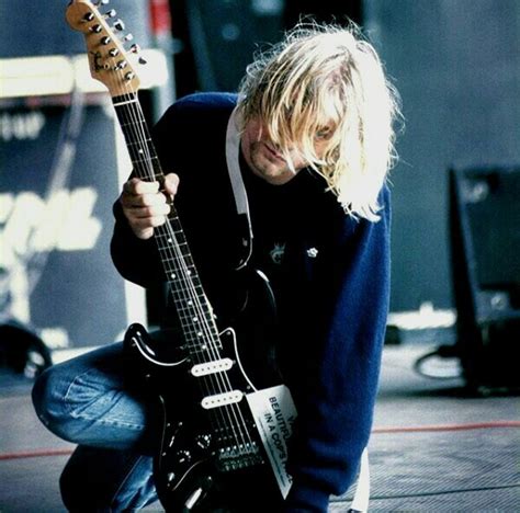 Kurt Cobain Wallpaper Aesthetic Nirvana Kurt Cobain Bochicwasure