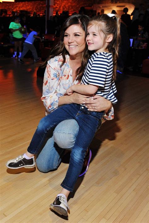 Tiffani Thiessen And Daughter At Bowling Event In La 2016 Popsugar