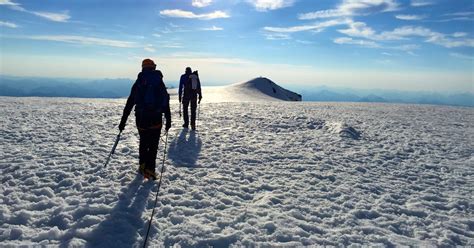 Climb Mt Baker Via The Easton Glacier Route Concrete Washington