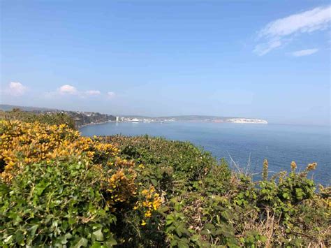 Walk The Isle Of Wight Coastal Path Shanklin To Ventnor Visit Shanklin