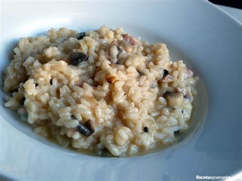 Las 15 recetas de postres tradicionales imprescindibles de la cocina española. Risotto de setas