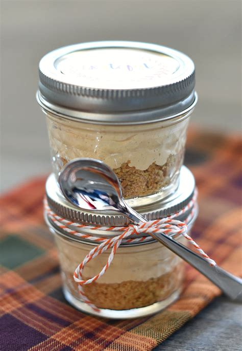 Thanksgiving fundraising ideas in 2021: Mini Dessert for Thanksgiving: Pumpkin Pie in a Jar - Fun ...