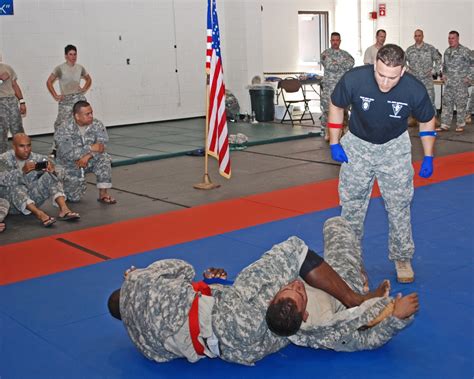 Dvids News New York National Guard Soldiers Compete For Combatives