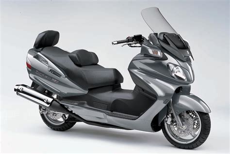 If you would like to get a quote on a new 2018 suzuki burgman 650 executive use our build your own tool, or compare this bike to other touring scooter motorcycles.to view more specifications, visit our detailed specifications. SUZUKI Burgman 650 ABS Executive specs - 2005, 2006 ...