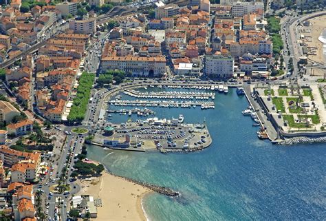 Température, pluie/neige, vent, humidité, pression,. Vieux-Port St-Raphael in Saint-Raphael, France - Marina ...