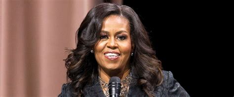 Michelle Obamas Becoming Could Be Most Successful Memoir In History