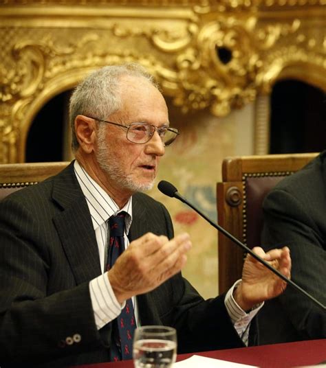 L'immunologia è la scienza che si occupa della struttura e del funzionamento del sistema immunitario, concentrandosi sul suo sviluppo, sulla sua anatomia e sui problemi che possono colpirlo. Morte Fernando Aiuti: ipotesi suicidio, indaga Procura di Roma