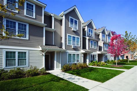 Find two bedroom apartments for rent in staten island, new york. Markham Gardens Apartments For Rent in Staten Island, NY ...