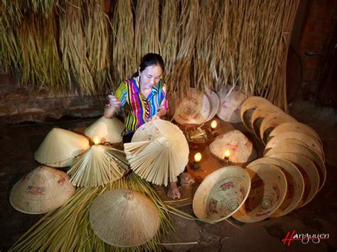 Câu chuyện này cũng đã được dựng thành các vở chèo, tuồng và truyện thơ theo thể lục bát qua nhiều thời kỳ. Tour Làng nghề Bình Định 1 ngày: Làng nghề trên kinh đô ...