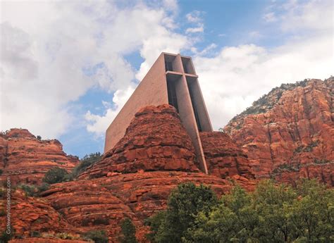 Sedona church of the red rocks. Fun Day Trips That Mom Will Love | DETOURS American West