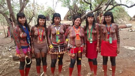 etnia kanela ramkakomekra kraho brasil indios brasileiros mulheres indigenas tribos