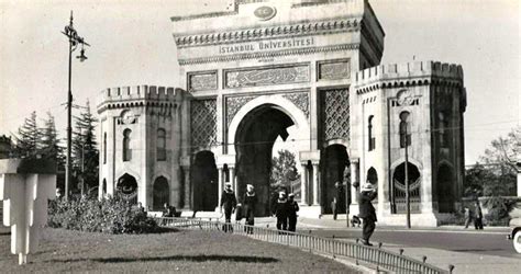 The main campus is adjacent to beyazıt square in fatih, the. İstanbul Üniversitesi'nin kuruluşunun 86. yıl dönümü ...