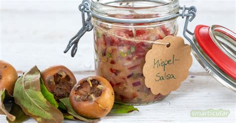 Mispel -Salsa süß-pikanter Dip mit der regionalen Herbstfrucht